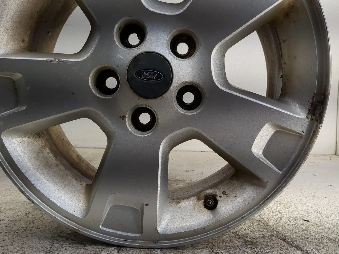2005-2007 Ford Escape Oem Wheel Rim 1374681 - Oemusedautoparts1.com
