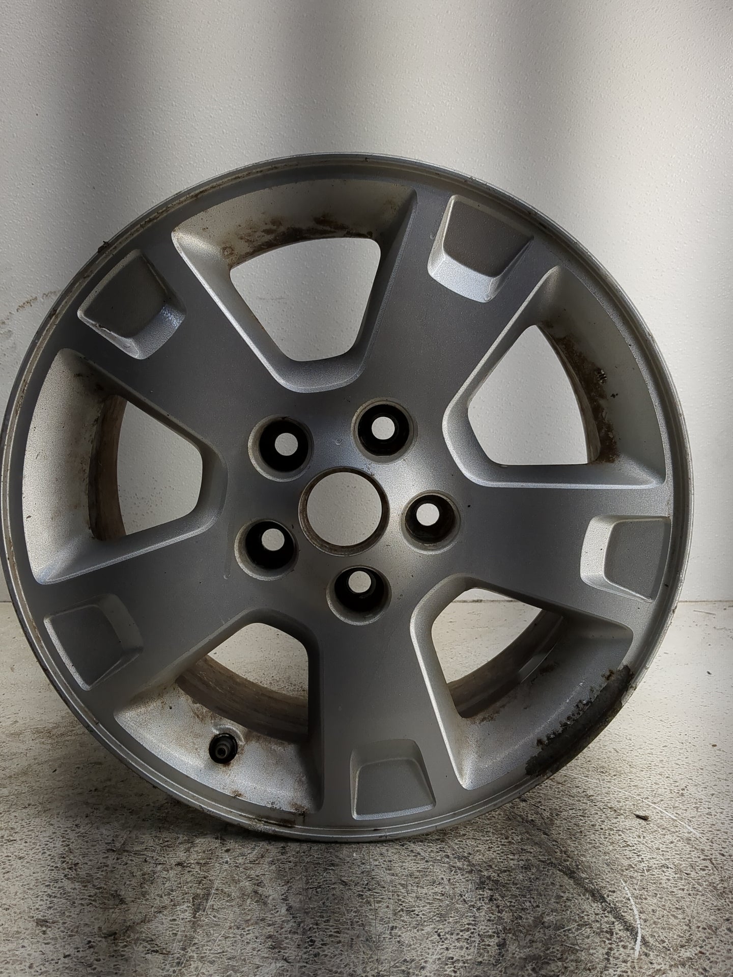 2001-2007 Ford Escape Oem Wheel Rim 1374682 - Oemusedautoparts1.com