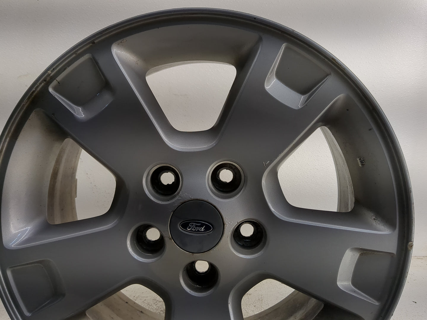 2005-2007 Ford Escape Oem Wheel Rim 1374683 - Oemusedautoparts1.com