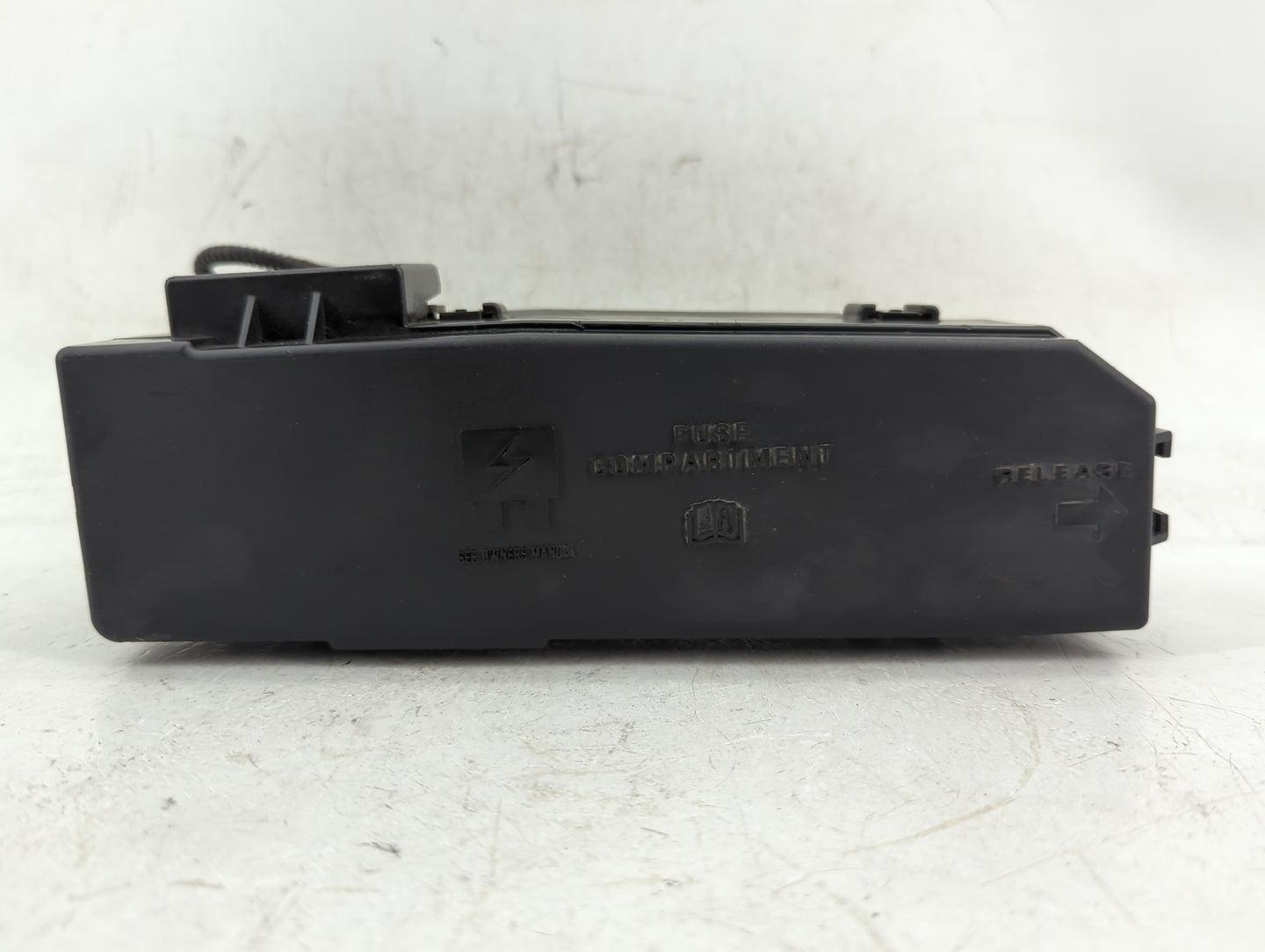 2005-2007 Ford Escape Fusebox Fuse Box Panel Relay Module Fits Fits 2005 2006 2007 OEM Used Auto Parts - Oemusedautoparts1.c