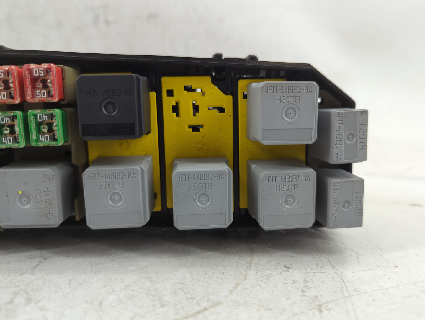 2005-2007 Ford Escape Fusebox Fuse Box Panel Relay Module Fits Fits 2005 2006 2007 OEM Used Auto Parts - Oemusedautoparts1.c