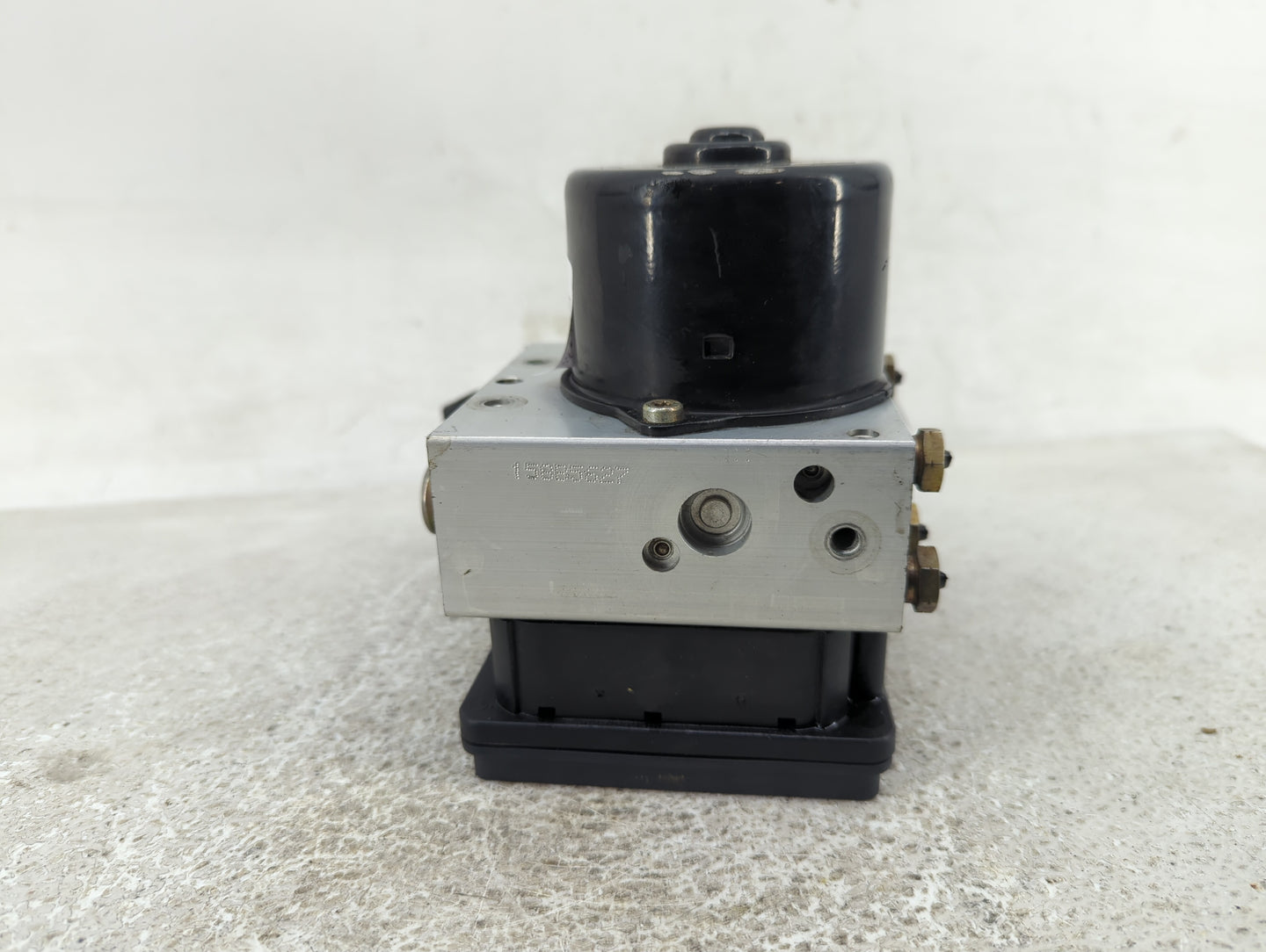 2005-2007 Ford Escape ABS Pump Control Module Replacement Fits Fits 2005 2006 2007 OEM Used Auto Parts - Oemusedautoparts1.c
