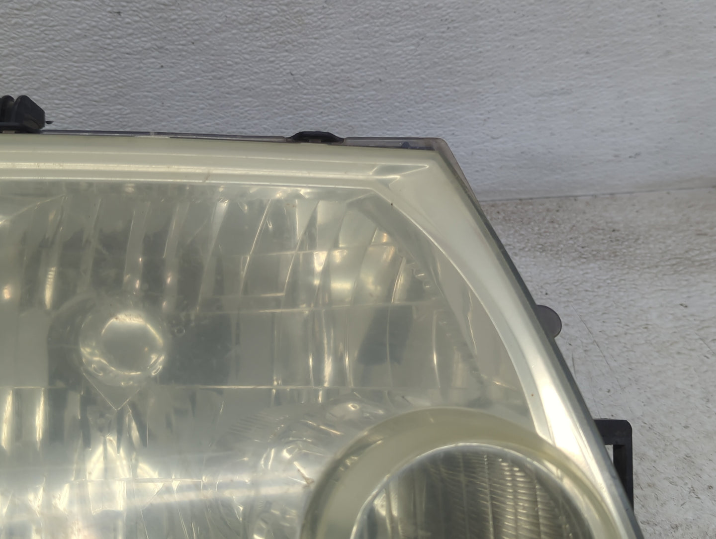 2005-2007 Ford Escape Passenger Right Oem Head Light Headlight Lamp - Oemusedautoparts1.com