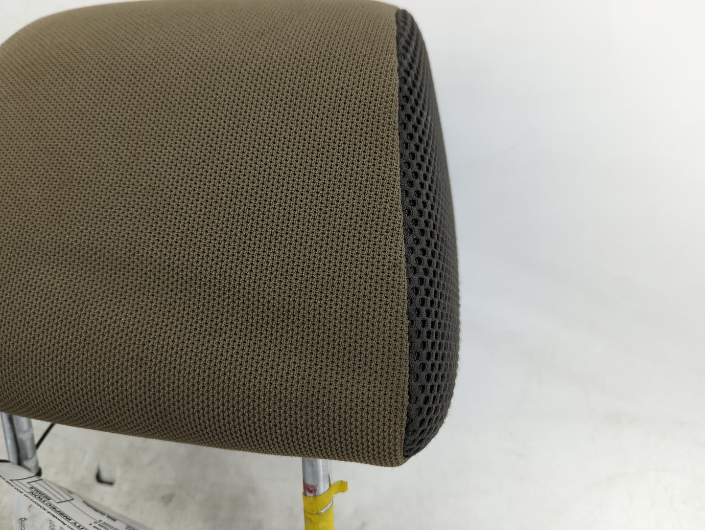 2005-2007 Ford Escape Headrest Head Rest Front Driver Seat Beige - Oemusedautoparts1.com