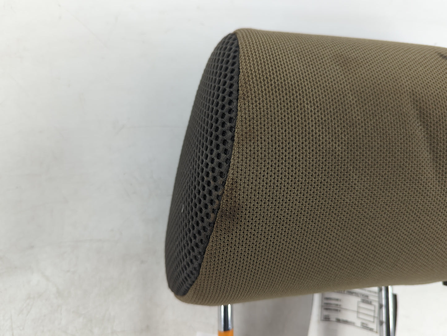 2005-2007 Ford Escape Headrest Head Rest Front Driver Seat Dark Beige - Oemusedautoparts1.com