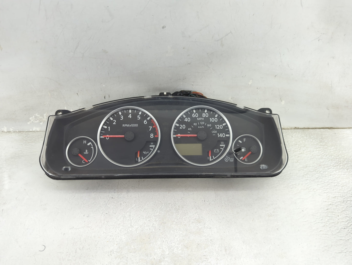 2005 Ford Escape Instrument Cluster Speedometer Gauges P/N:24810-EA67D Miles: Fits OEM Used Auto Parts - Oemusedautoparts1.c