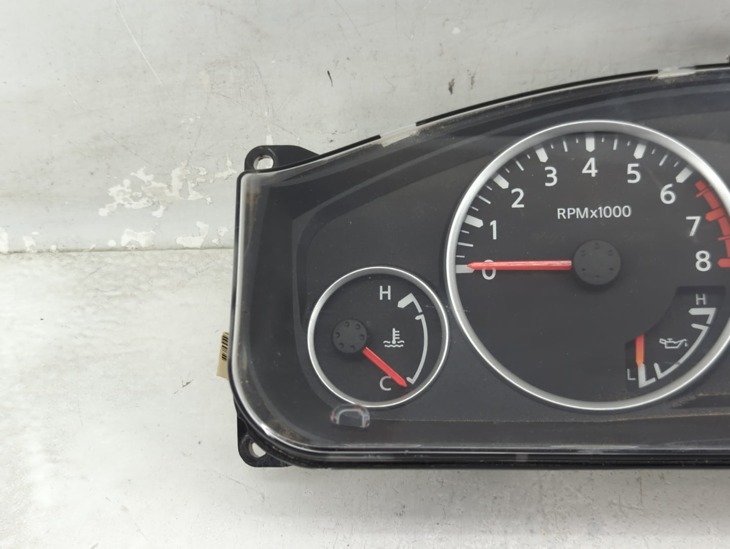 2005 Ford Escape Instrument Cluster Speedometer Gauges P/N:24810-EA67D Miles: Fits OEM Used Auto Parts - Oemusedautoparts1.c