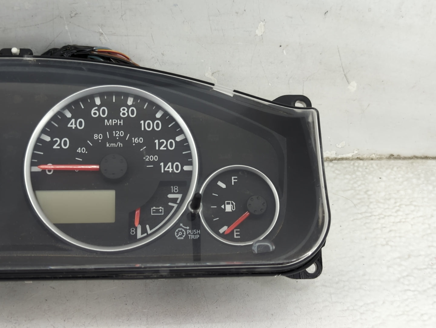 2005 Ford Escape Instrument Cluster Speedometer Gauges P/N:24810-EA67D Miles: Fits OEM Used Auto Parts - Oemusedautoparts1.c