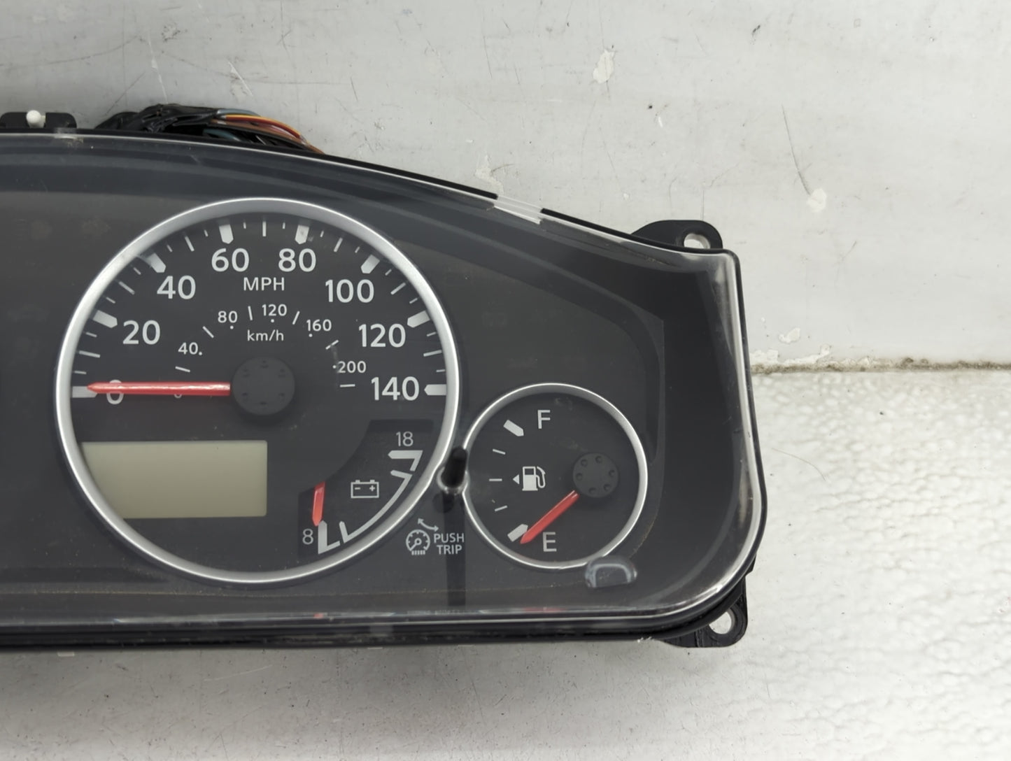 2005 Ford Escape Instrument Cluster Speedometer Gauges P/N:24810-EA67D Miles: Fits OEM Used Auto Parts - Oemusedautoparts1.c