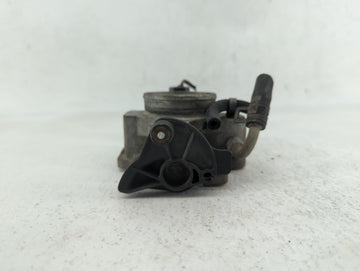 2005-2008 Ford Escape Throttle Body P/N:5L8E-AF F5RF-98989 Fits Fits 2005 2006 2007 2008 OEM Used Auto Parts