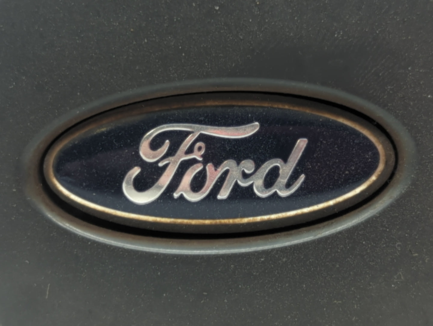 2005 Ford Escape Rim Wheel Center Cap Black - Oemusedautoparts1.com