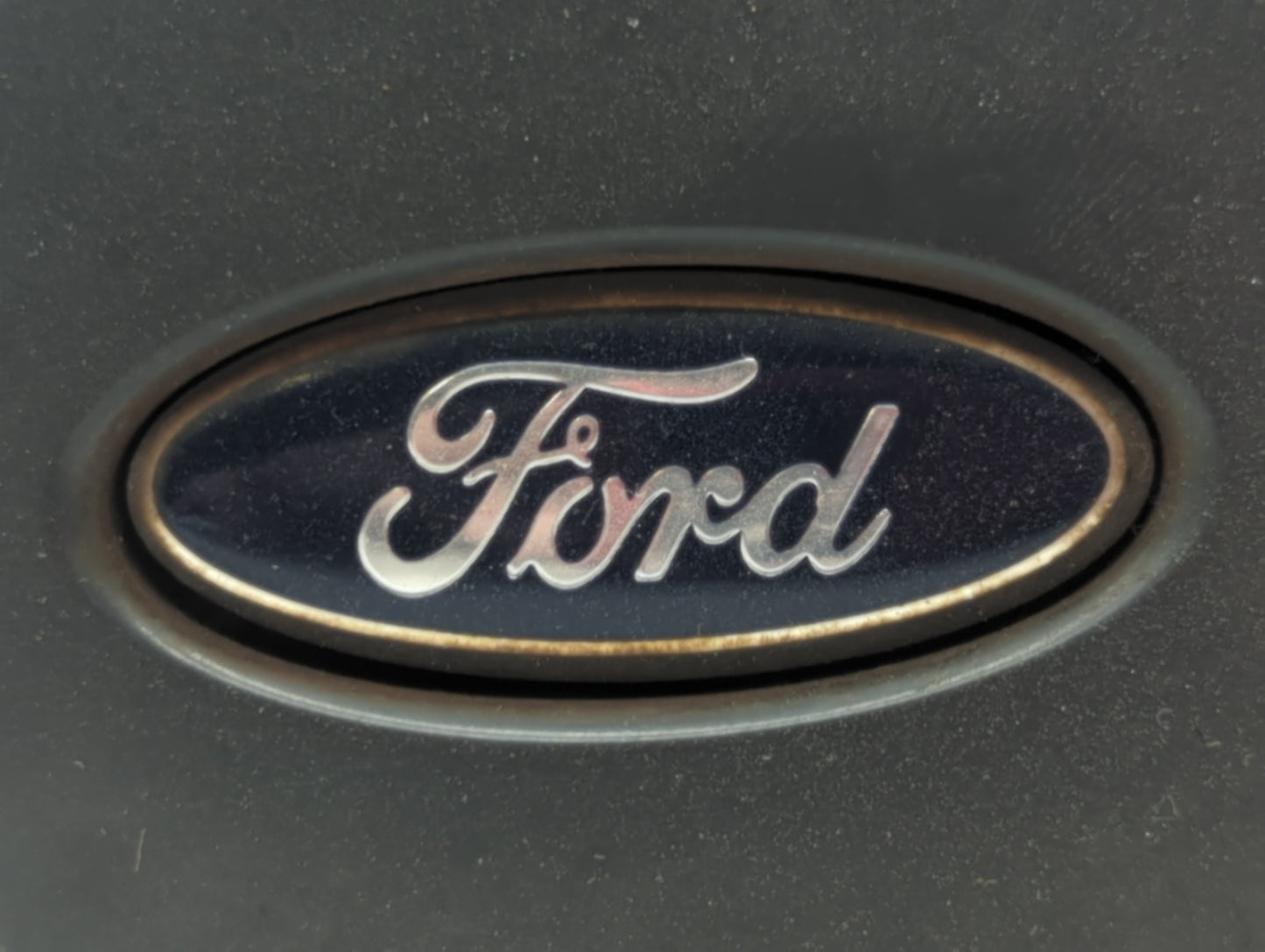 2005 Ford Escape Rim Wheel Center Cap Black - Oemusedautoparts1.com