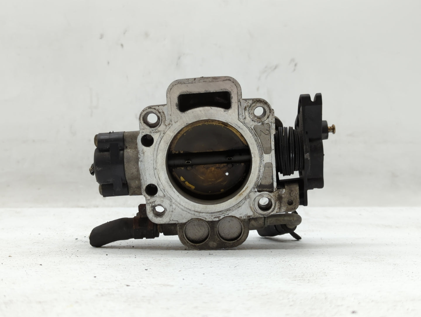 2005-2008 Ford Escape Throttle Body P/N:5L8E-AF F5RF-98989 Fits Fits 2005 2006 2007 2008 OEM Used Auto Parts - Oemusedautopa