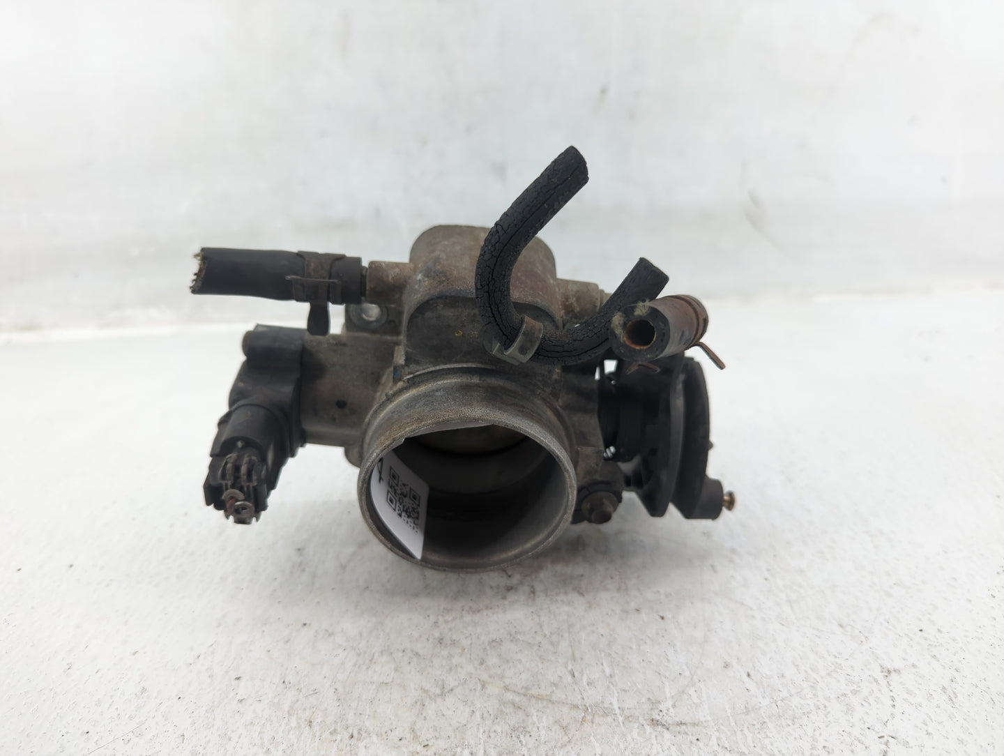 2005-2008 Ford Escape Throttle Body P/N:F5RF 9B989 BB Fits Fits 2005 2006 2007 2008 OEM Used Auto Parts - Oemusedautoparts1.