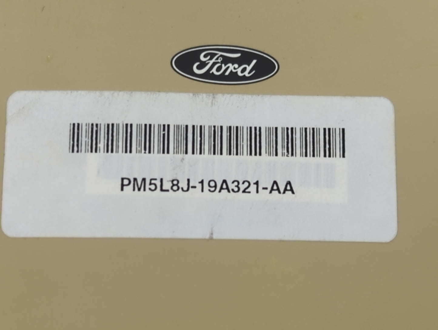 2005 Ford Escape Owners Manual Book Guide P/N:PM5L8J-19A321-AA OEM Used Auto Parts - Oemusedautoparts1.com