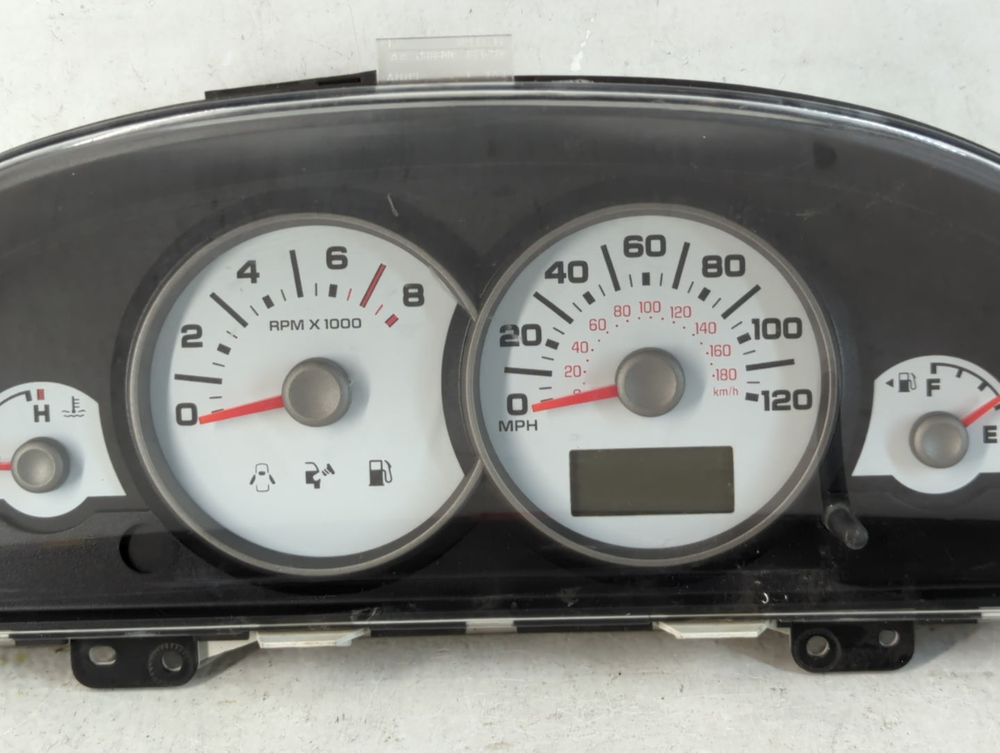 2005-2007 Ford Escape Instrument Cluster Speedometer Gauges P/N:5L8T-10849-AN Fits Fits 2005 2006 2007 OEM Used Auto Parts -