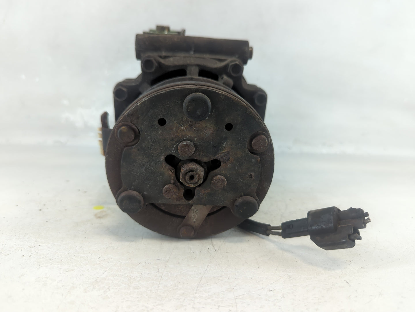 Ford Expedition Air Conditioning A/c Ac Compressor Oem - Oemusedautoparts1.com