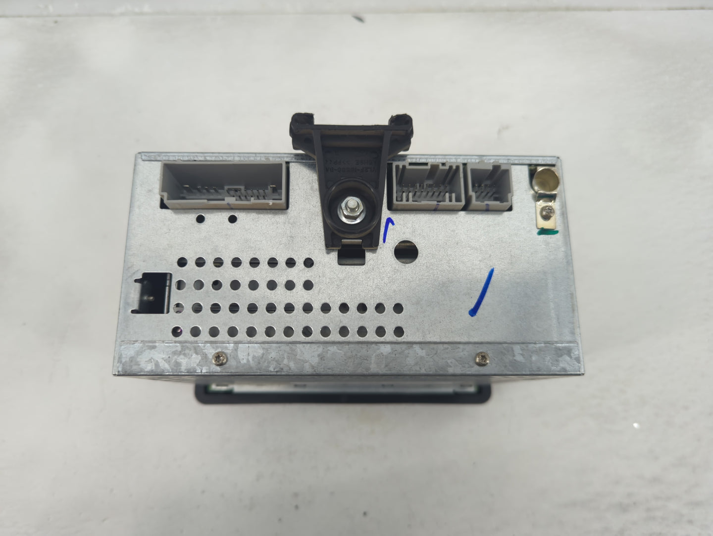 2005 Ford Expedition Radio AM FM Cd Player Receiver Replacement P/N:5L1T-18C815-BC Fits OEM Used Auto Parts - Oemusedautopar