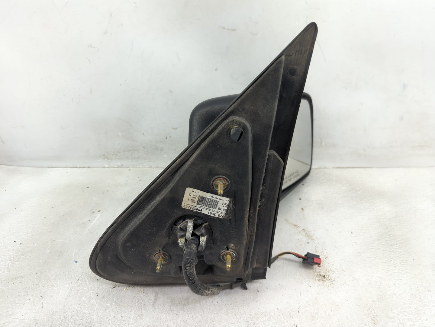 2005 Ford Expedition Passenger Side View Mirror - Right Door Mirror OEM Used - Oemusedautoparts1.com