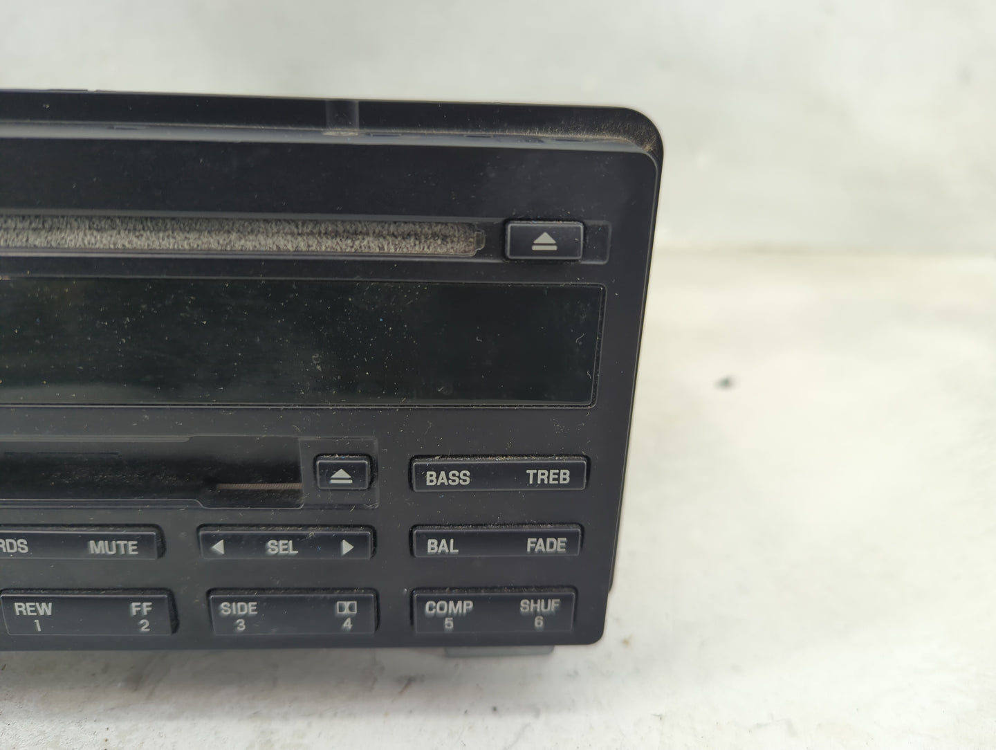 2005 Ford Expedition Radio AM FM Cd Player Receiver Replacement P/N:4L1T-18C868-AB Fits OEM Used Auto Parts - Oemusedautopar