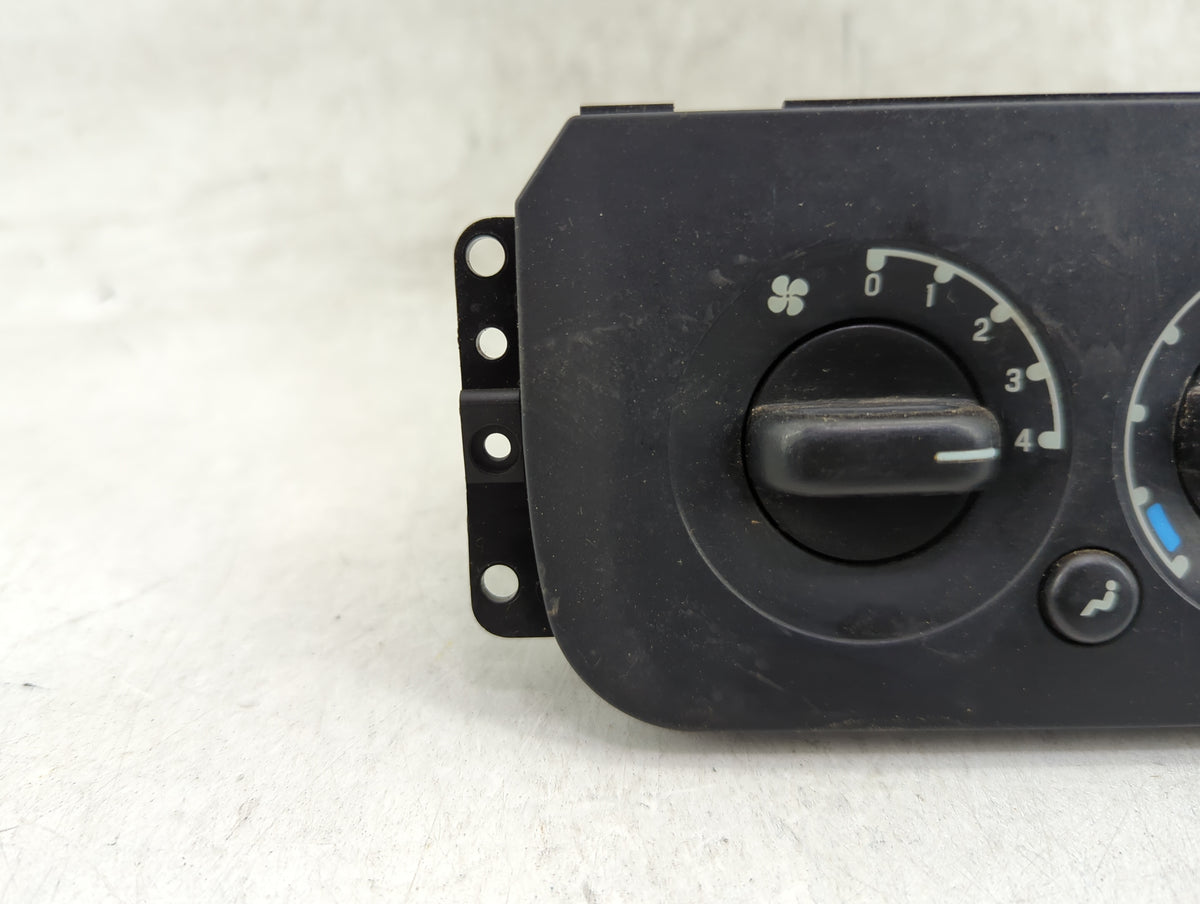 2003-2006 Ford Expedition Climate Control Module Temperature AC/Heater Replacement Fits Fits 2003 2004 2005 2006 OEM Used Au