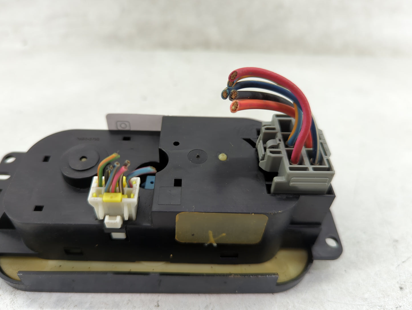 2005 Ford Expedition Climate Control Module Temperature AC/Heater Replacement Fits OEM Used Auto Parts - Oemusedautoparts1.c