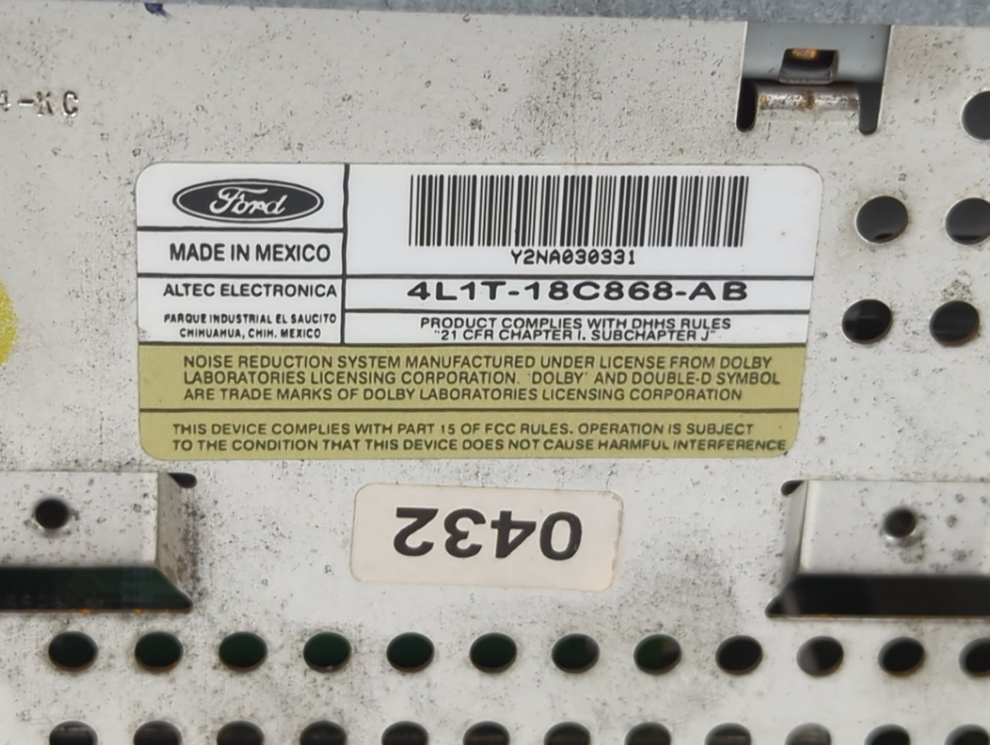 2005 Ford Expedition Radio AM FM Cd Player Receiver Replacement P/N:4L1T-18C868-AB Y2NA030331 Fits OEM Used Auto Parts - Oem