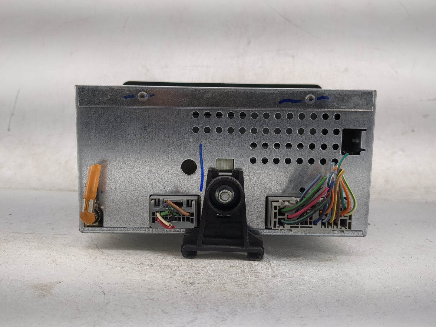 2005 Ford Expedition Radio AM FM Cd Player Receiver Replacement P/N:5L1T-18C868-AC A50009997 Fits OEM Used Auto Parts - Oemu