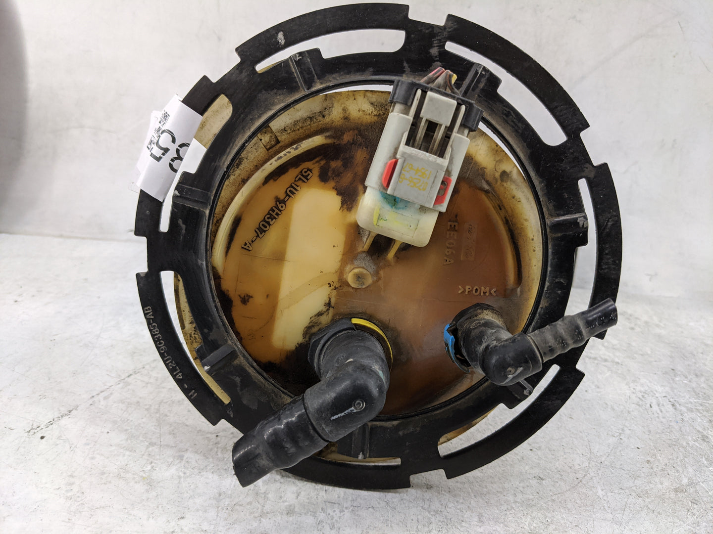 2005-2005 Ford Expedition Electrical Gas Fuel Pump Assembly - Oemusedautoparts1.com
