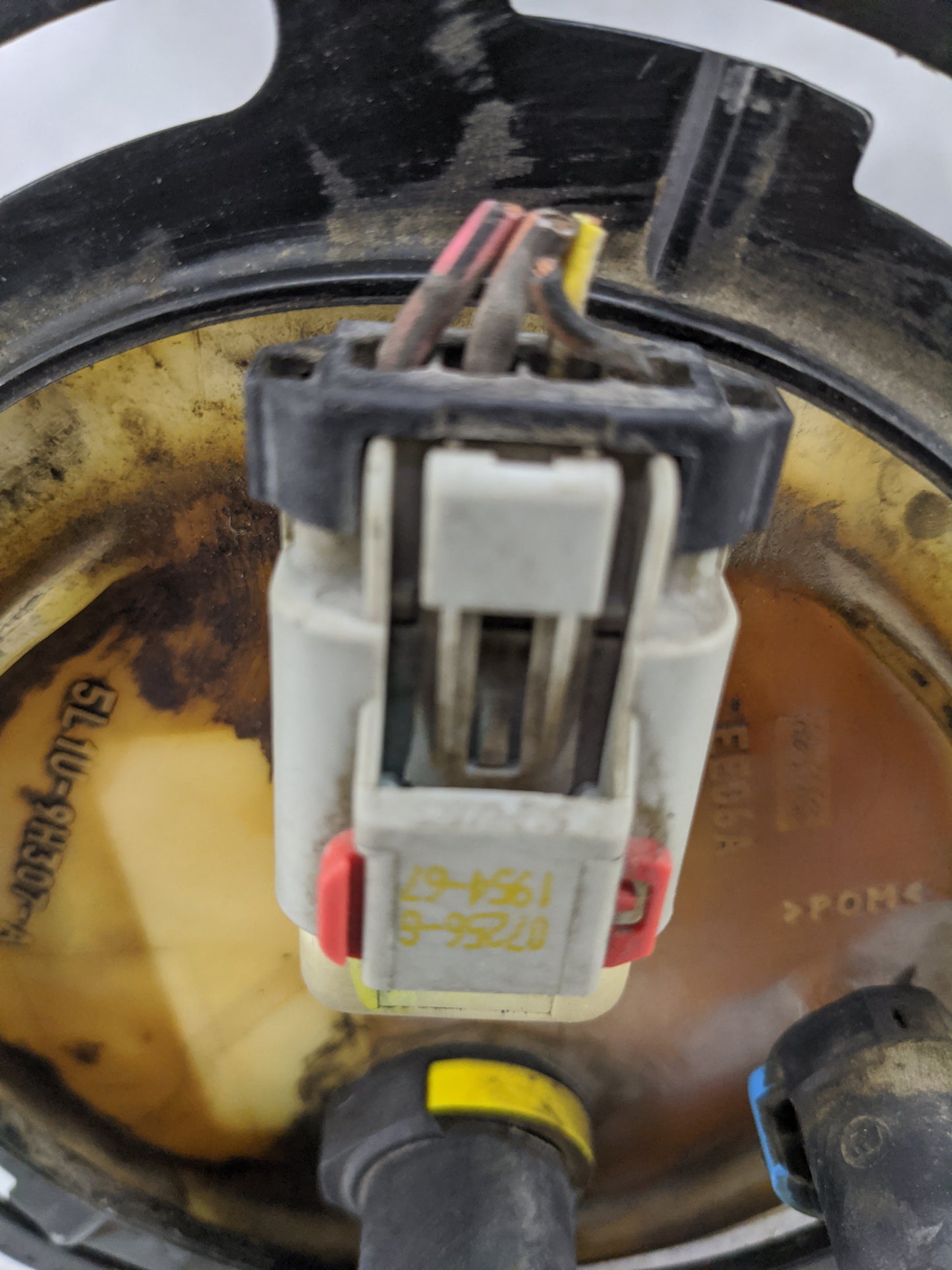 2005-2005 Ford Expedition Electrical Gas Fuel Pump Assembly - Oemusedautoparts1.com