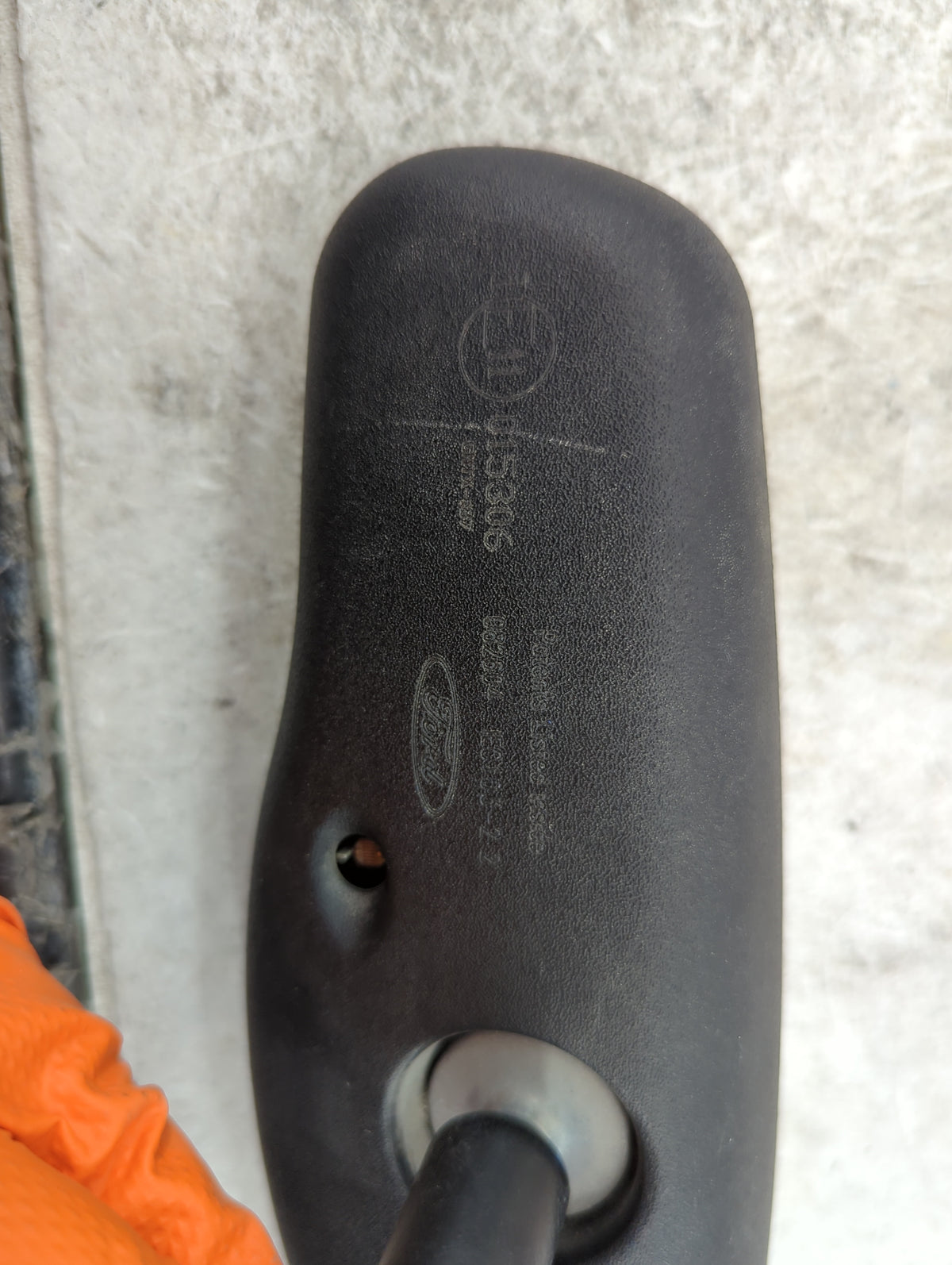 2000-2008 Ford Expedition Interior Rear View Mirror Replacement OEM P/N:E11 015306 Fits OEM Used Auto Parts - Oemusedautopar