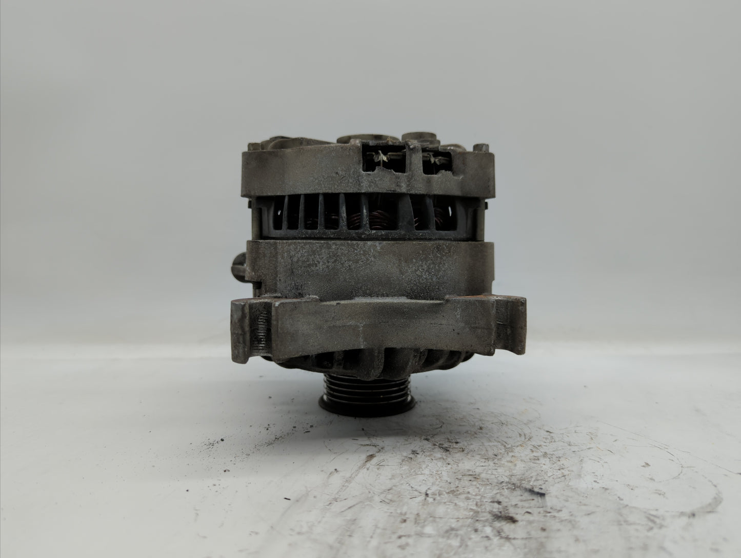 2005 Ford Expedition Alternator Replacement Generator Charging Assembly Engine OEM P/N:6L7T-AA 5L7T-CB Fits OEM Used Auto Pa