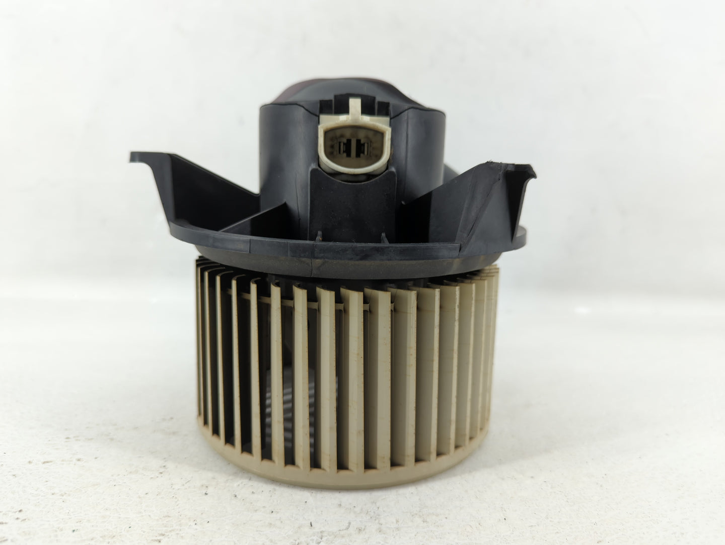 2005 Ford Expedition Rear Heater AC Blower Motor P/N:2C3H-19D583-AA Fits OEM Used Auto Parts - Oemusedautoparts1.com