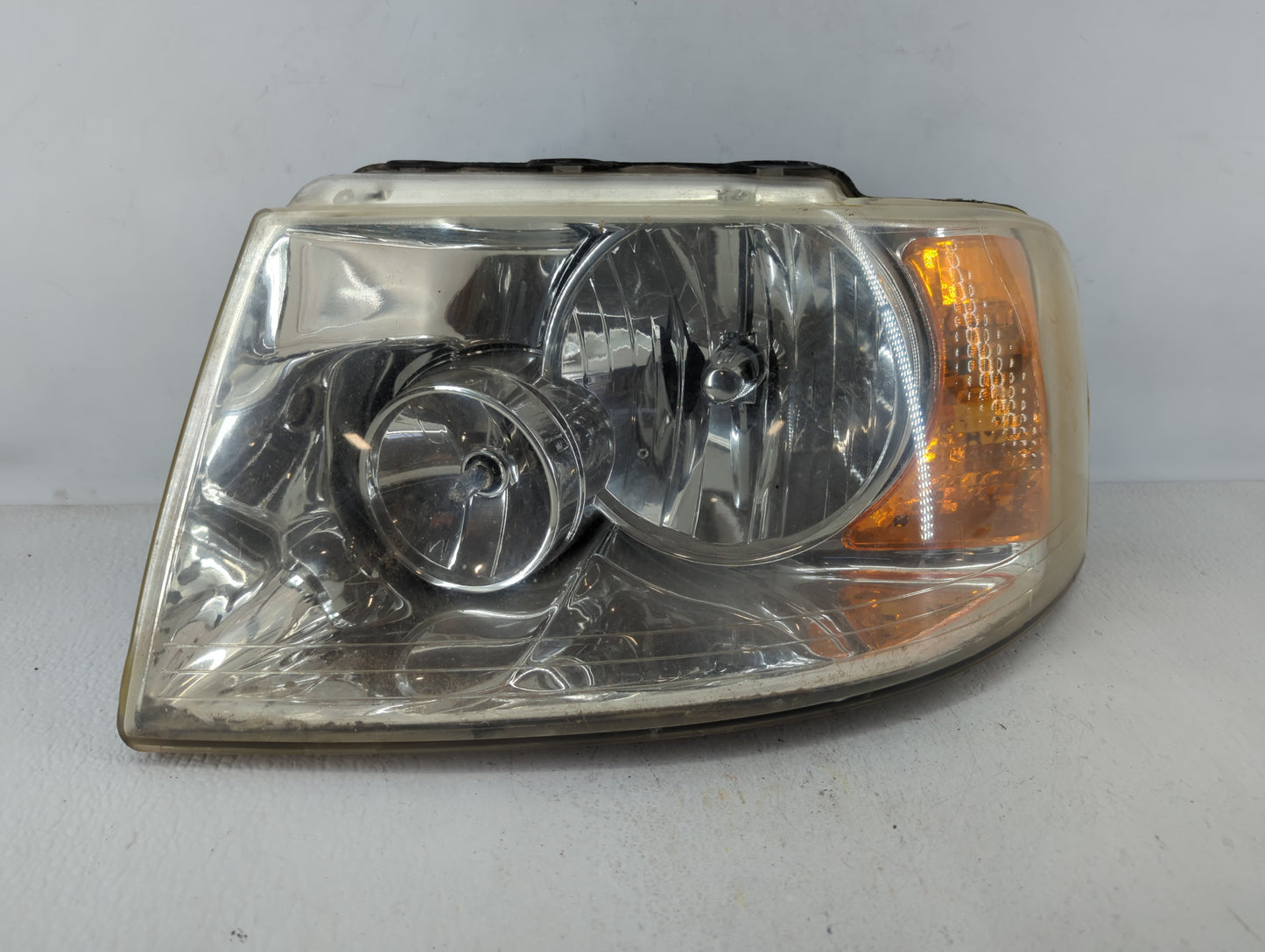2005 Ford Expedition Driver Left Oem Head Light Headlight Lamp - Oemusedautoparts1.com
