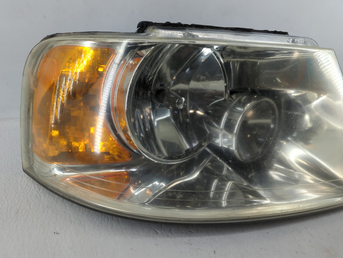 2005 Ford Expedition Passenger Right Oem Head Light Headlight Lamp - Oemusedautoparts1.com