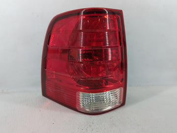 2005 Ford Expedition Tail Light Assembly Driver Left OEM P/N:44ZH-1577A Fits OEM Used Auto Parts - Oemusedautoparts1.com