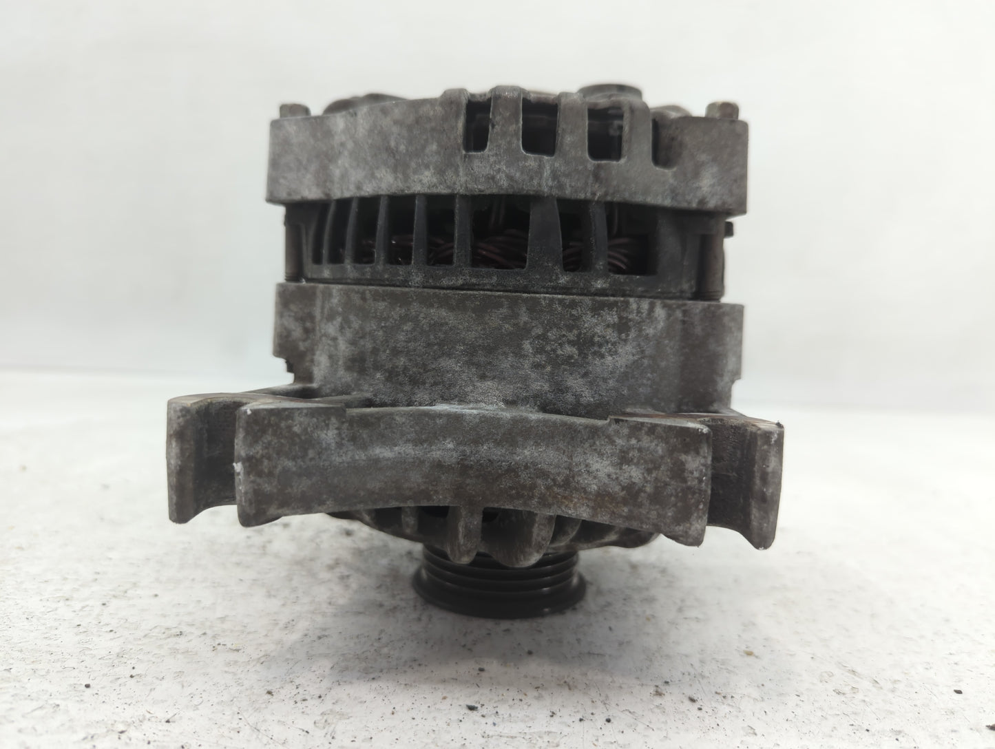 2005 Ford Expedition Alternator Replacement Generator Charging Assembly Engine OEM P/N:7T-CB 501 2828 7T-CB, 501 2828 Fits O
