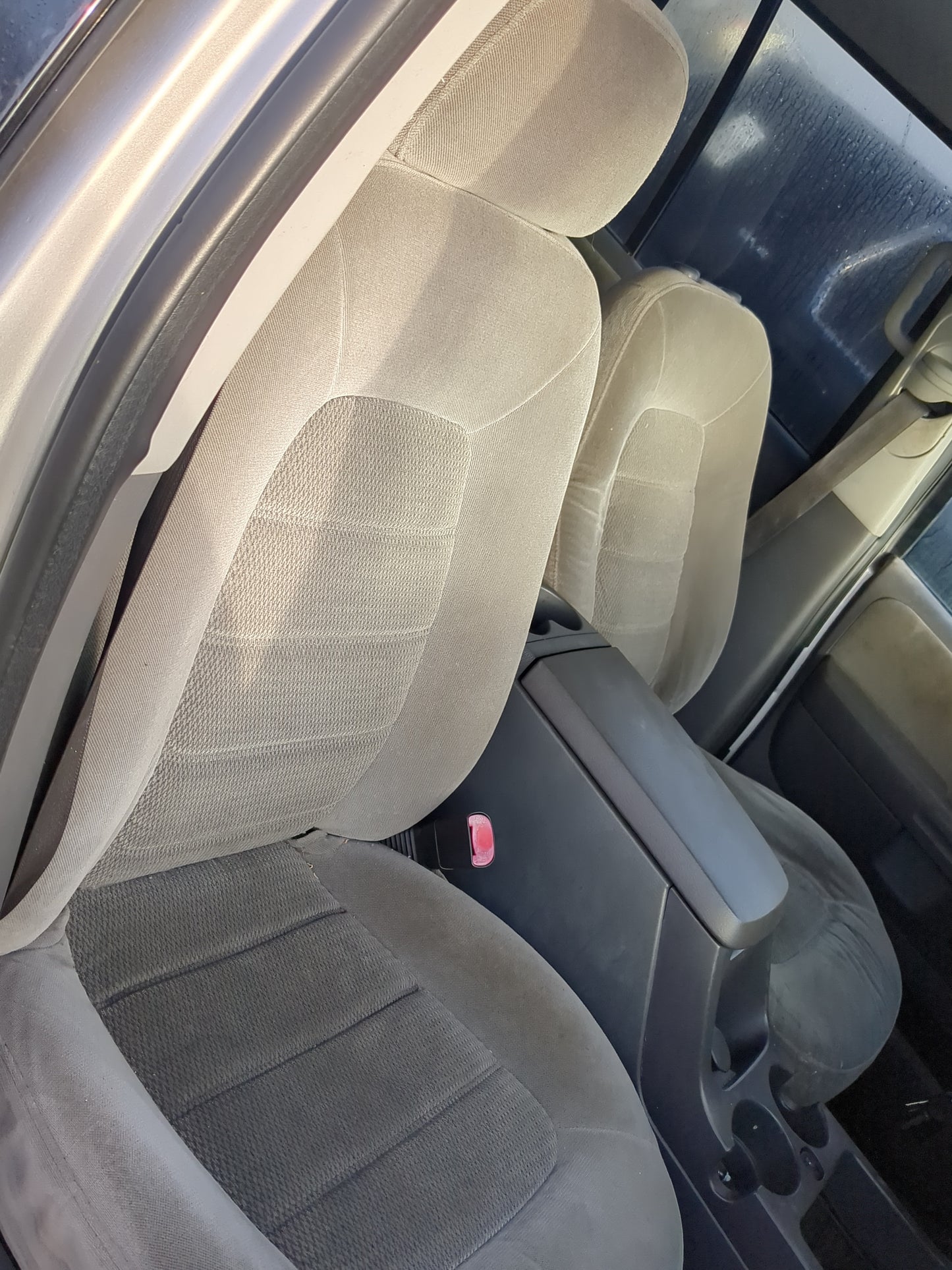 2005-2005 Ford Explorer Passenger Front Seat Oem - Oemusedautoparts1.com