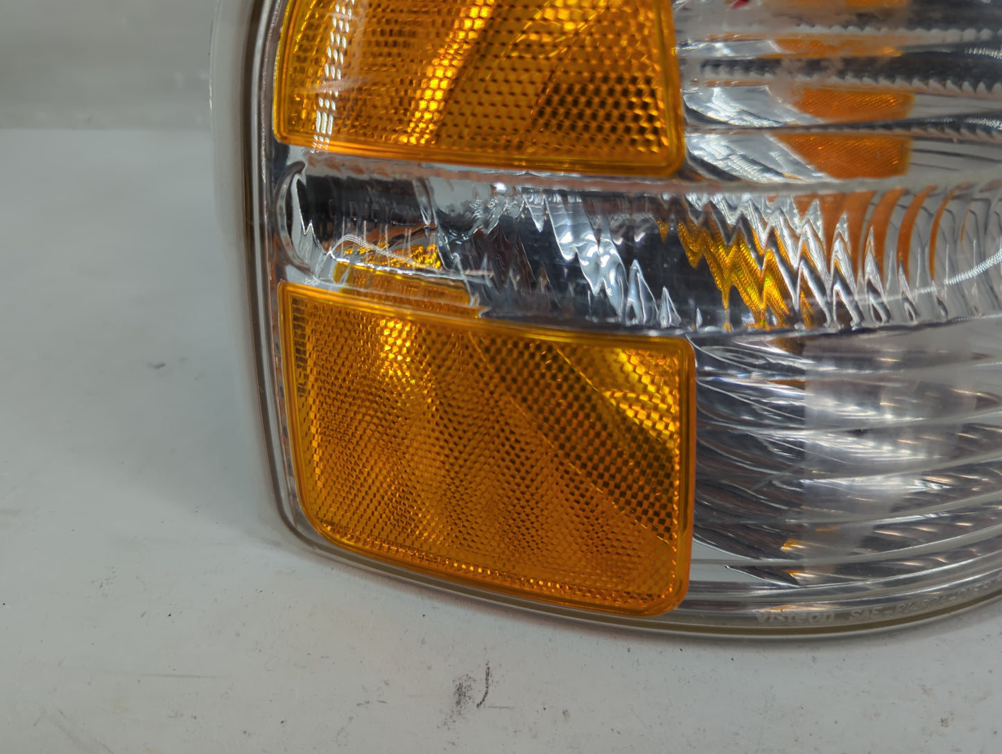 2004-2005 Ford Explorer Passenger Right Oem Front Light Lamp - Oemusedautoparts1.com