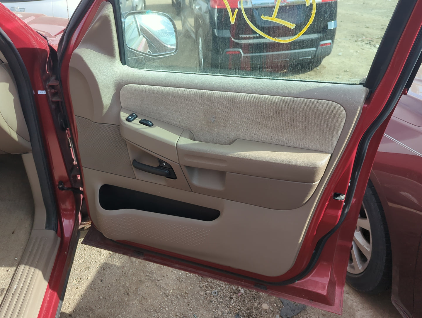 2005 Ford Explorer Front Right Passenger Interior Door Panel Trim - Oemusedautoparts1.com