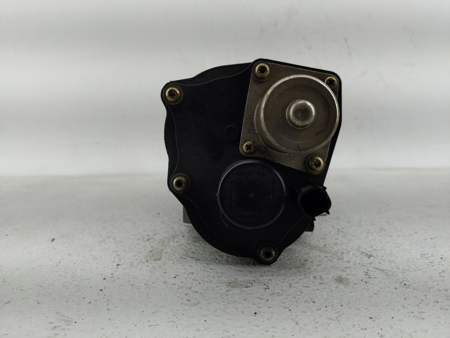 2004-2010 Ford Explorer Throttle Body Fits Fits 2004 2005 2006 2007 2008 2009 2010 2011 2012 2013 2014 2015 2016 OEM Used Au