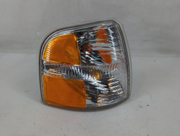 2004-2005 Ford Explorer Passenger Right Oem Front Light Lamp - Oemusedautoparts1.com
