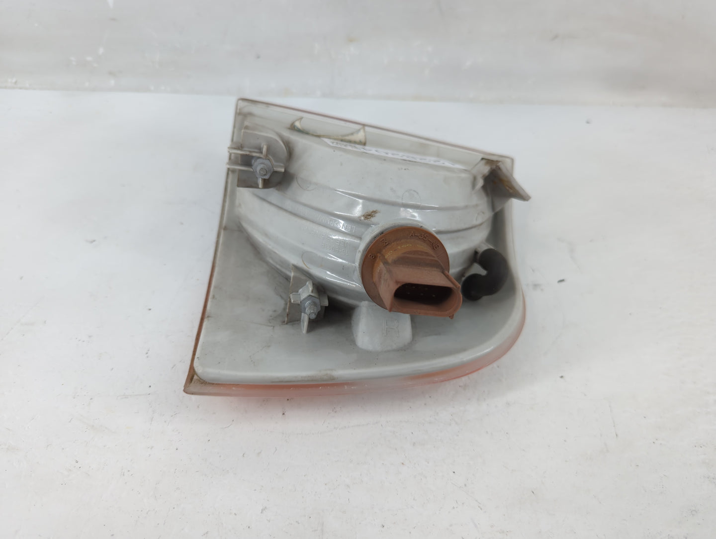 2004-2005 Ford Explorer Passenger Right Oem Front Light Lamp - Oemusedautoparts1.com