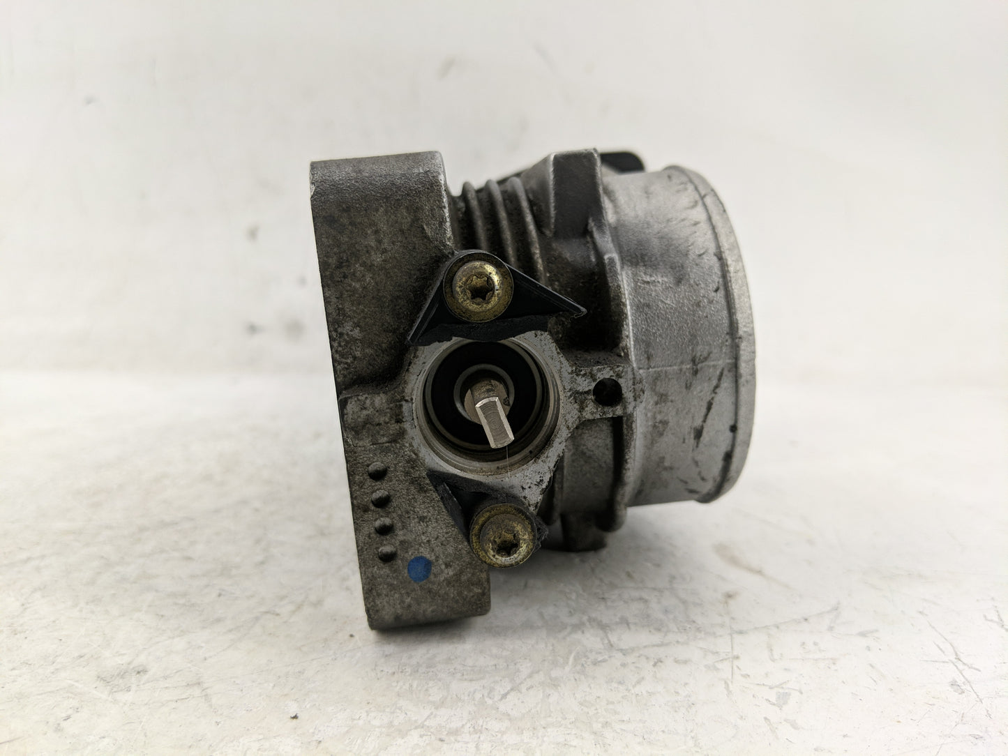2004-2010 Ford Explorer Throttle Body Fits Fits 2004 2005 2006 2007 2008 2009 2010 2011 2012 2013 2014 2015 2016 OEM Used Au