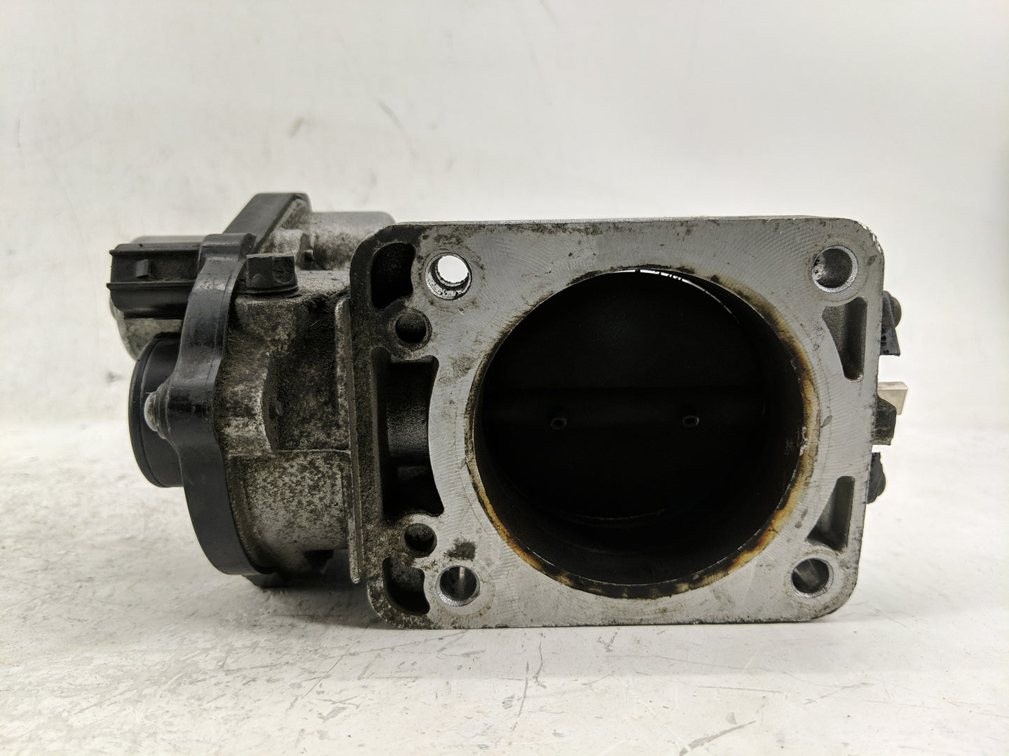 2004-2010 Ford Explorer Throttle Body Fits Fits 2004 2005 2006 2007 2008 2009 2010 2011 2012 2013 2014 2015 2016 OEM Used Au