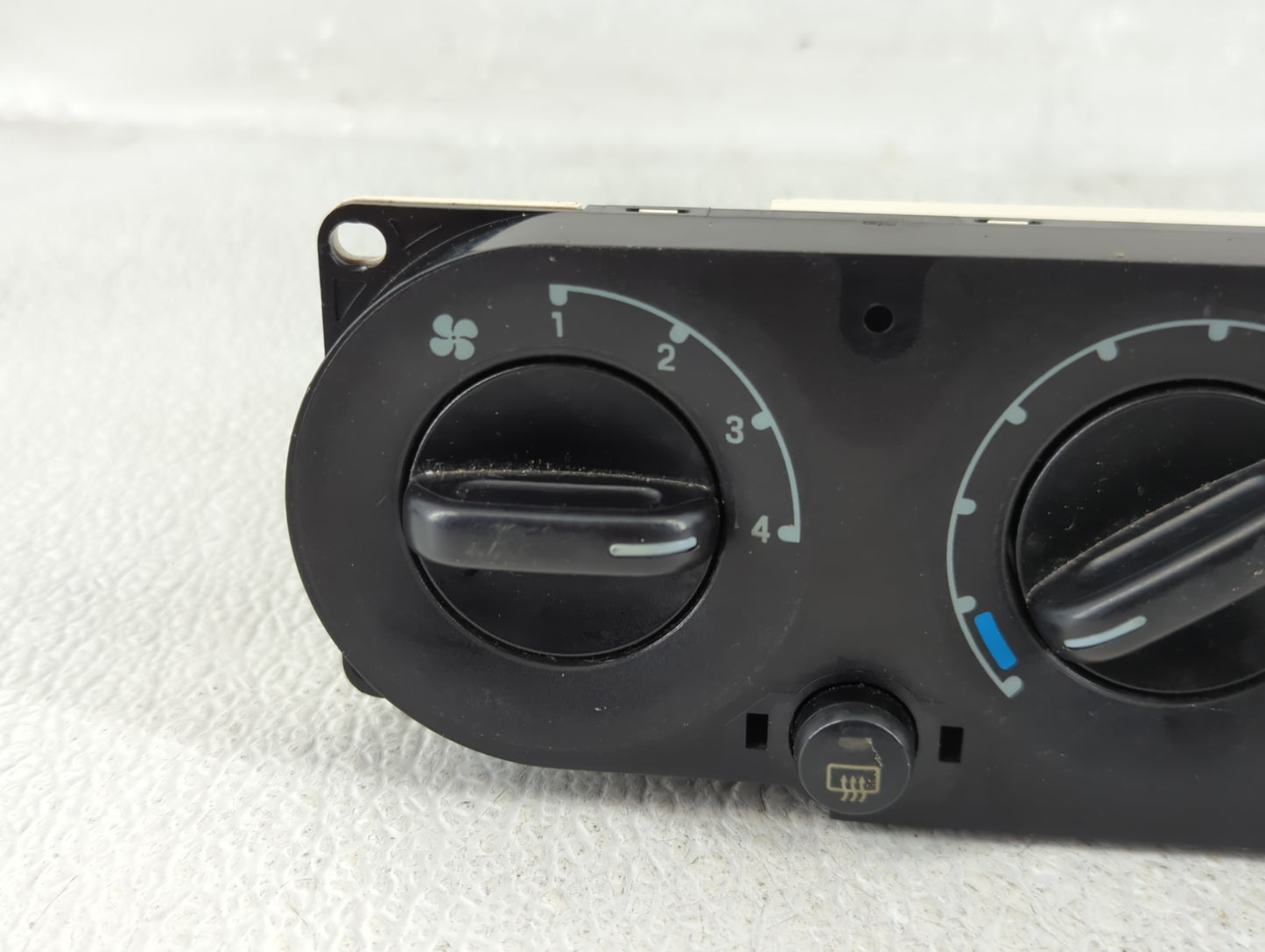 2002-2006 Ford Explorer Climate Control Module Temperature AC/Heater Replacement Fits Fits 2002 2003 2004 2005 2006 OEM Used