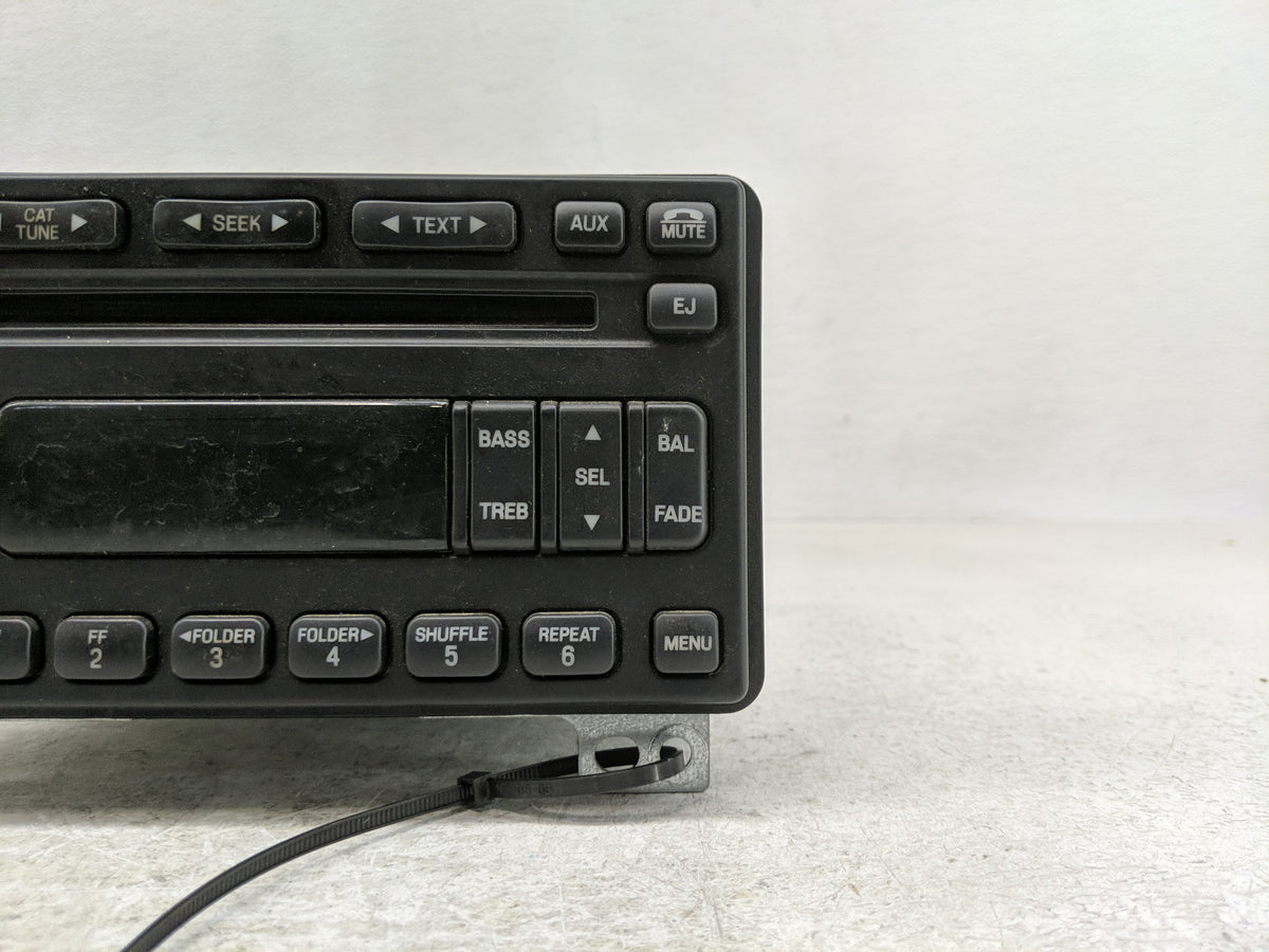 2005 Ford Explorer Radio AM FM Cd Player Receiver Replacement P/N:5L2T-18C869-AD OEM Used Auto Parts - Oemusedautoparts1.com