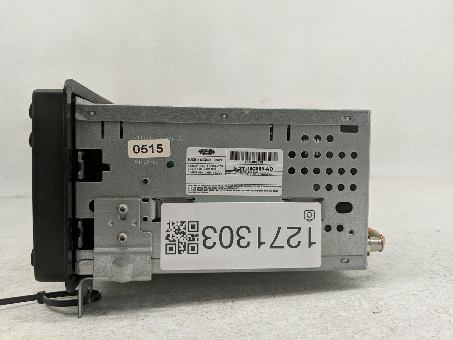 2005 Ford Explorer Radio AM FM Cd Player Receiver Replacement P/N:5L2T-18C869-AD Fits OEM Used Auto Parts - Oemusedautoparts