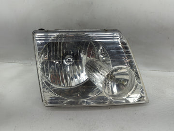 2002-2005 Ford Explorer Passenger Right Oem Head Light Headlight Lamp - Oemusedautoparts1.com