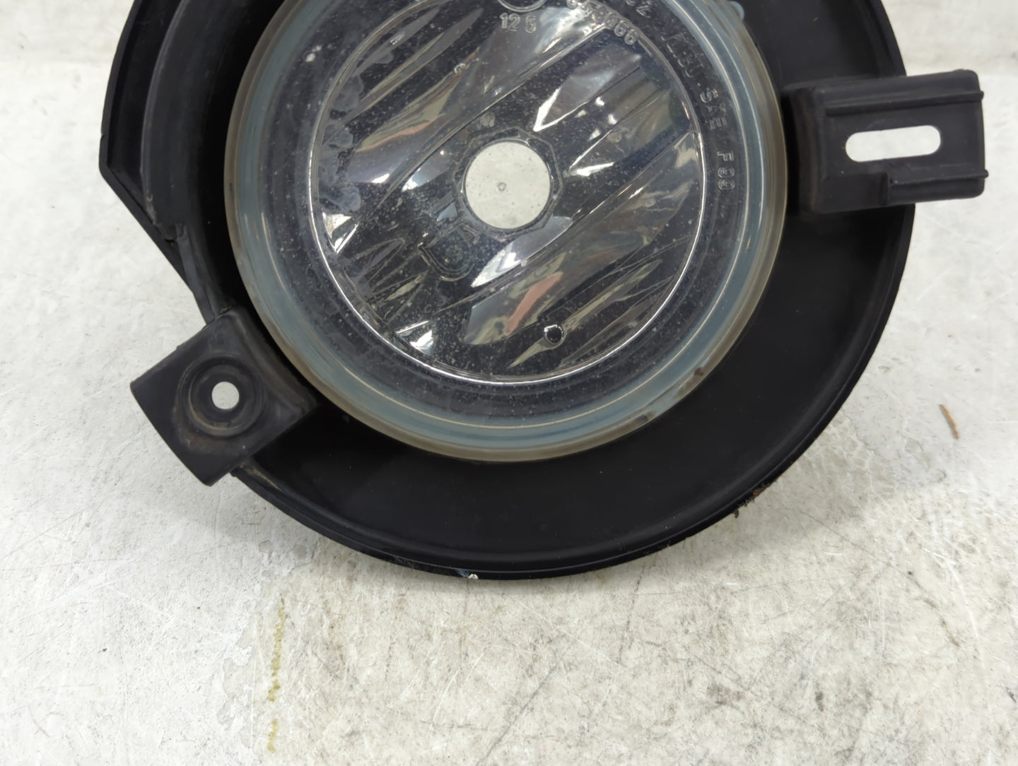 2002-2005 Ford Explorer Driver Left Oem Fog Light Lamp - Oemusedautoparts1.com